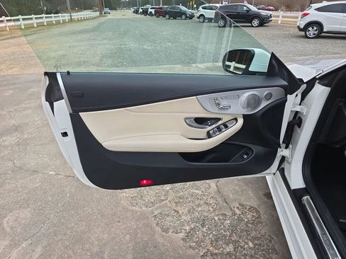 Used 2017 Mercedes-Benz C 300 4MATIC Cabriolet image 39