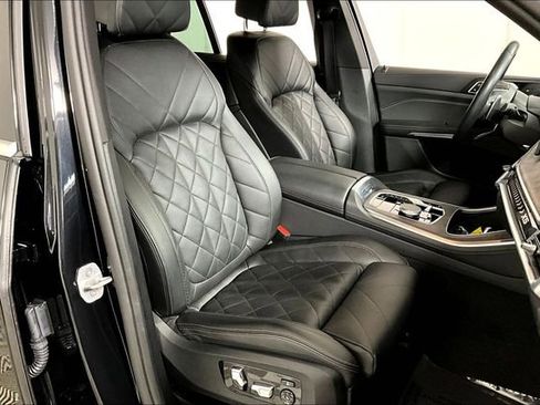 Used 2024 BMW X5 xDrive40i image 7