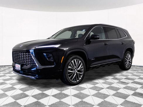 Certified 2025 Buick Enclave Avenir w/ Super Cruise Package image 10