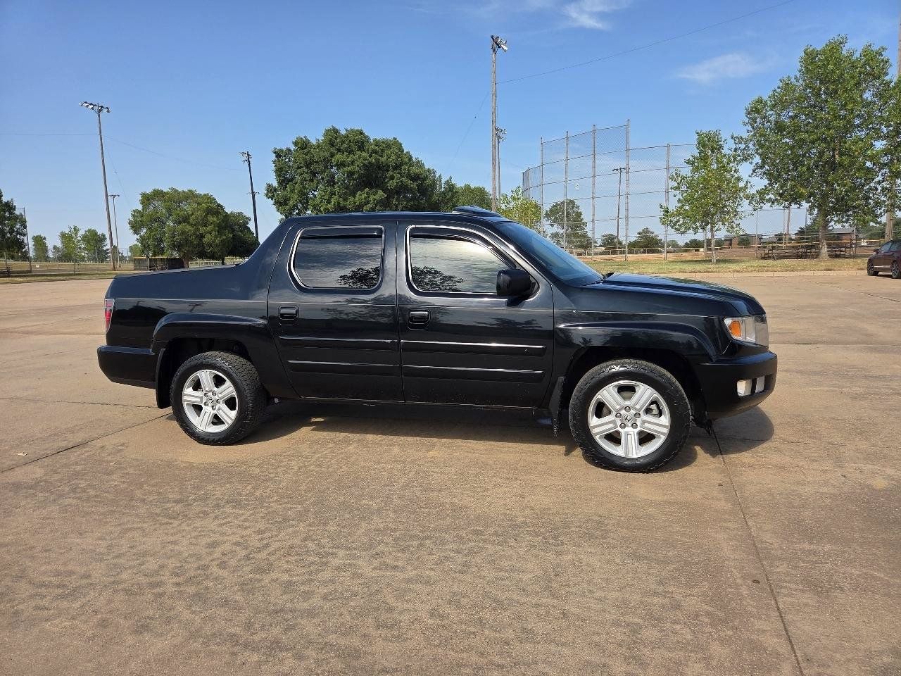 Used 2014 Honda Ridgeline RTL image 23