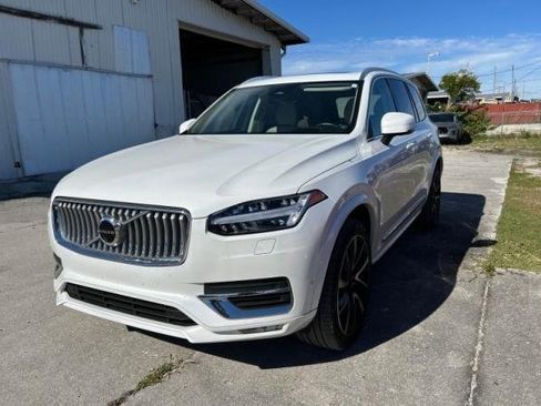 Certified 2023 Volvo XC90 B5 Plus w/ Protection Package Premier image 1