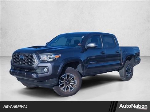 Used 2020 Toyota Tacoma TRD Sport w/ Technology Package image 1