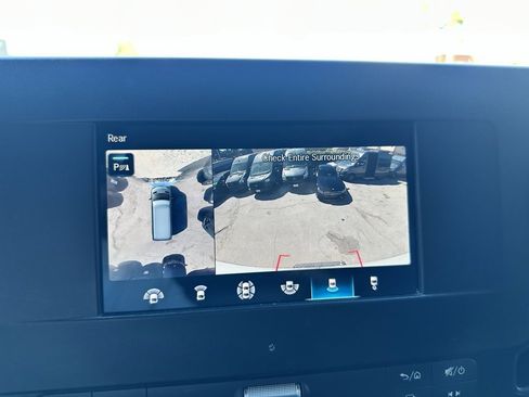 Used 2023 Mercedes-Benz Sprinter 2500 image 15