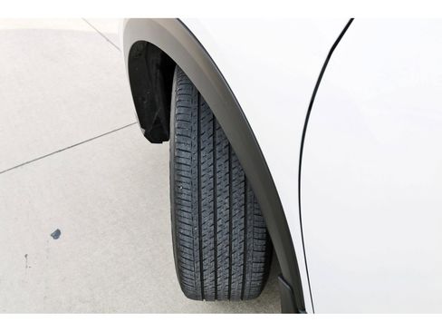 Used 2024 Nissan Kicks SV image 30