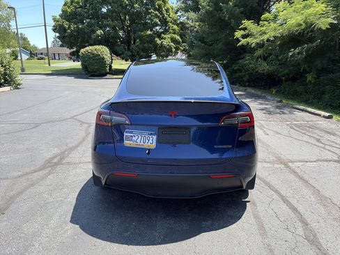 Used 2022 Tesla Model Y Performance AWD/4WD image 10
