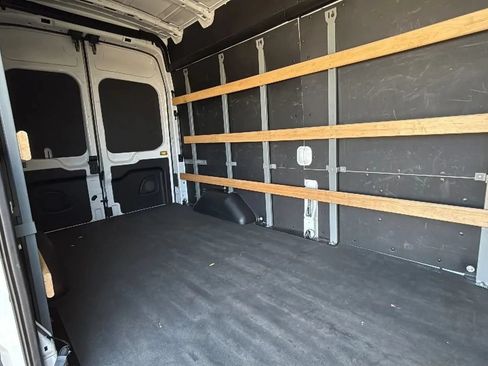 Used 2022 Ford E-Transit 148 High Roof w/ Load Area Protection Package RWD image 42