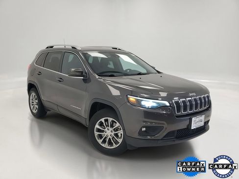 Used 2021 Jeep Cherokee Latitude Lux w/ Sun & Sound Group image 1