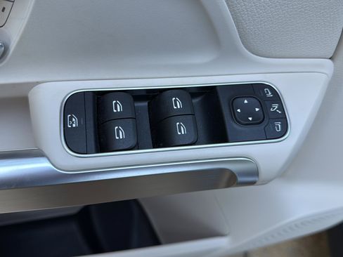 Certified 2020 Mercedes-Benz GLB 250 image 14