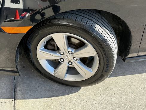 Used 2018 Honda Odyssey EX-L image 47