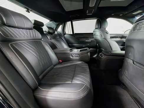 Used 2023 Genesis G90 3.5T AWD/4WD image 34