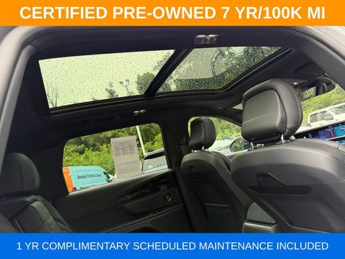 Used 2025 Lincoln Nautilus Premier w/ Equipment Group 102A AWD/4WD image 12