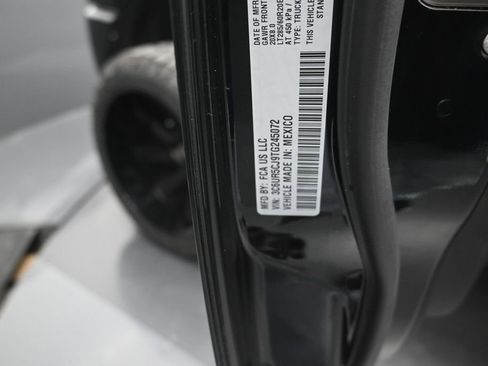 Used 2026 RAM 2500 Tradesman AWD/4WD image 20