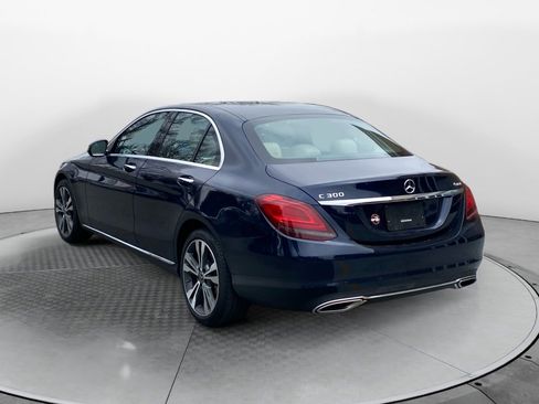 Used 2019 Mercedes-Benz C 300 4MATIC Sedan image 5