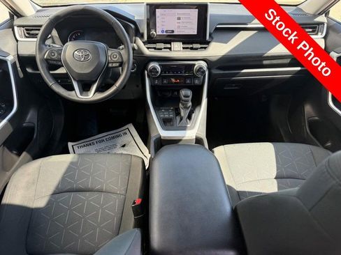 Used 2024 Toyota RAV4 XLE w/ Convenience Package AWD/4WD image 14