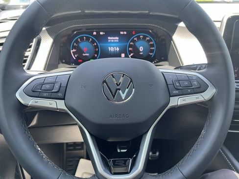 New 2026 Volkswagen Atlas Cross Sport SEL Premium R-Line AWD/4WD image 15