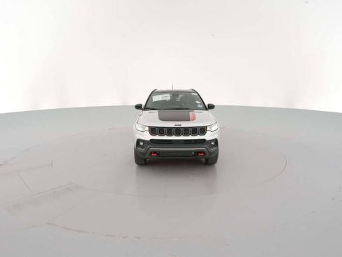 New 2026 Jeep Compass Trailhawk image 2