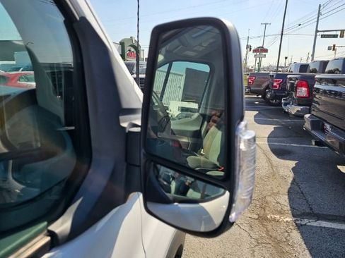 Used 2018 Ford Transit 350 XLT image 36