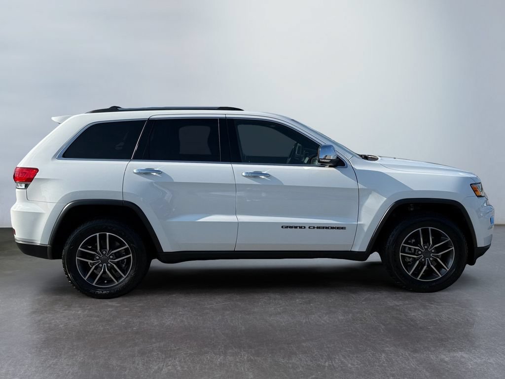 Used 2019 Jeep Grand Cherokee Limited w/ Trailer Tow Group IV AWD/4WD image 2
