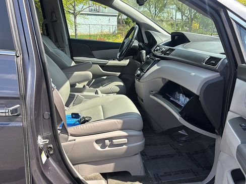 Used 2016 Honda Odyssey EX-L image 11