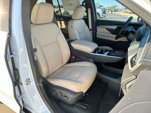 New 2026 Buick Enclave Preferred w/ Power Package image 25