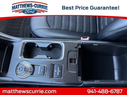 Certified 2018 Ford Fusion SE w/ Equipment Group 601A image 20