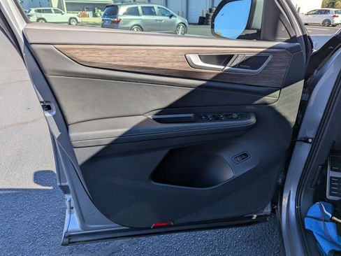 New 2026 Volkswagen Atlas SEL Premium R-Line image 23