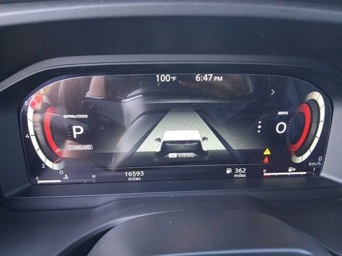 Used 2025 Nissan Rogue SL w/ SL Premium Package FWD image 16