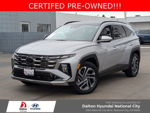 Used 2025 Hyundai Tucson Limited AWD/4WD image 1