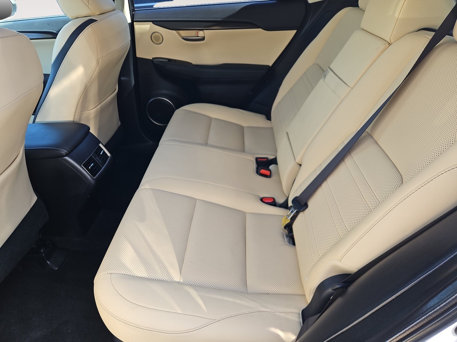 Used 2016 Lexus NX 200t AWD w/ Premium Package image 14