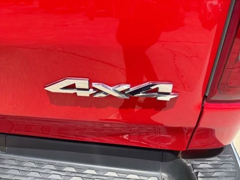 Used 2021 RAM 1500 Laramie AWD/4WD image 39