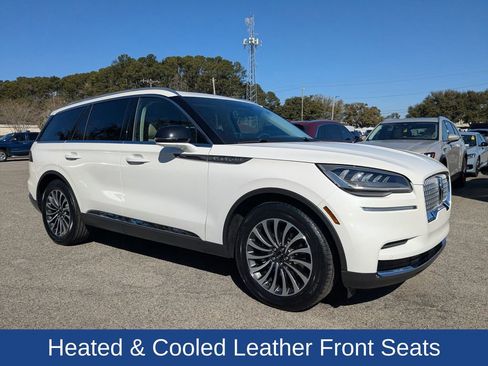 Used 2022 Lincoln Aviator Reserve w/ Elements Package Plus image 2