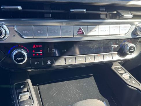 Used 2024 Kia Telluride SX Prestige X-Line image 13