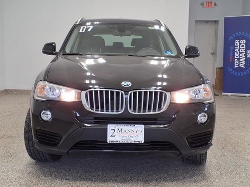 Used 2017 BMW X3 xDrive28i image 2