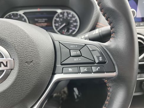 Used 2023 Nissan Sentra SR w/ Midnight Edition Package FWD image 31
