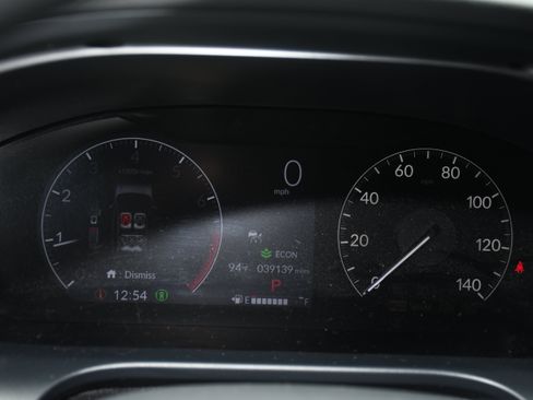 Used 2024 Honda HR-V LX image 13