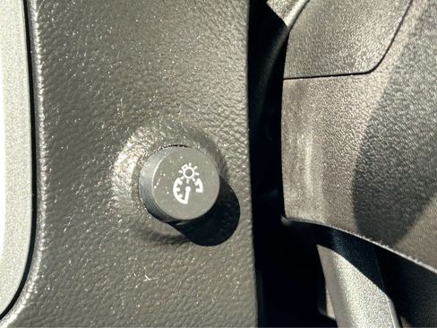 Used 2016 Chevrolet Equinox LT w/ Convenience Package image 18