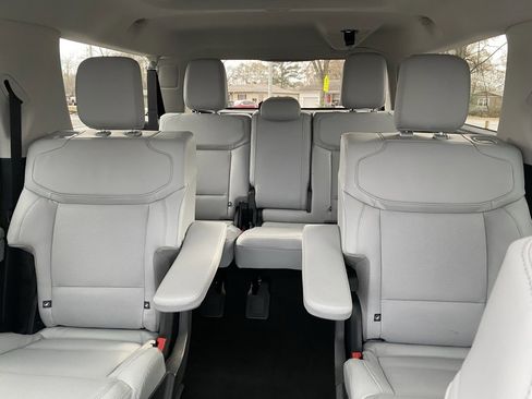 New 2026 Ford Expedition Max Platinum w/ Driver's Package image 27