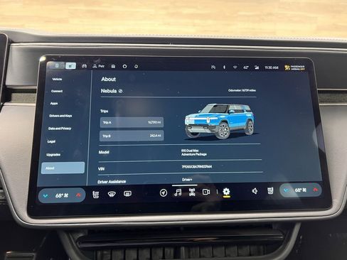 Used 2024 Rivian R1S Adventure image 37