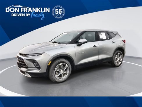 Certified 2023 Chevrolet Blazer LT image 1