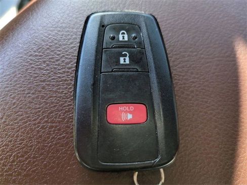 Used 2023 Toyota 4Runner Limited image 33