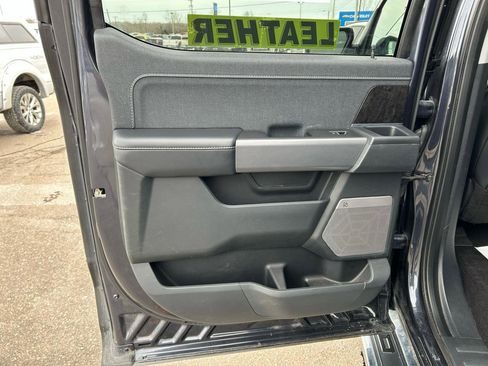 Used 2021 Ford F150 Lariat image 13