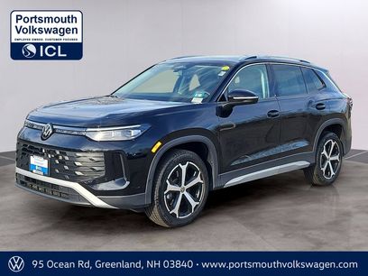 Certified 2025 Volkswagen Tiguan SE w/ Panoramic Sunroof Package