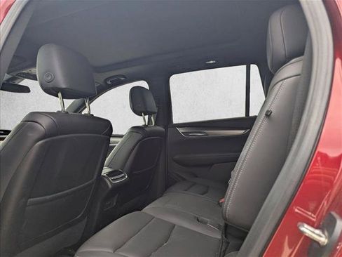 Used 2023 Cadillac XT6 Luxury AWD/4WD image 13