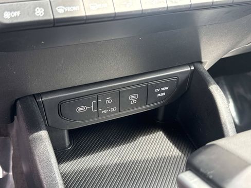 Used 2025 Kia K4 FWD image 13