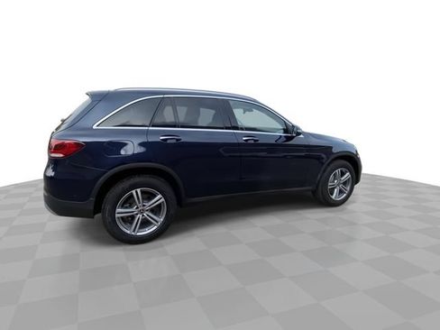 Used 2021 Mercedes-Benz GLC 300 4MATIC image 2