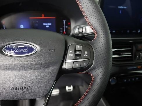 Certified 2024 Ford Escape ST-Line w/ Tech Pack #1 AWD/4WD image 37