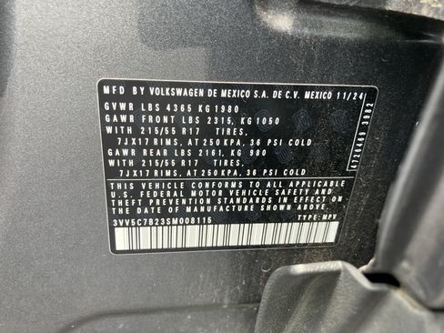 Used 2025 Volkswagen Taos SE FWD image 36
