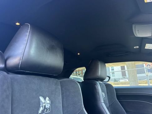 Used 2022 Dodge Challenger R/T Scat Pack RWD image 19