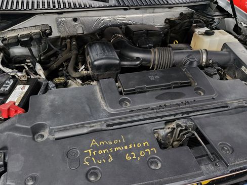 Used 2014 Ford Expedition XLT image 59