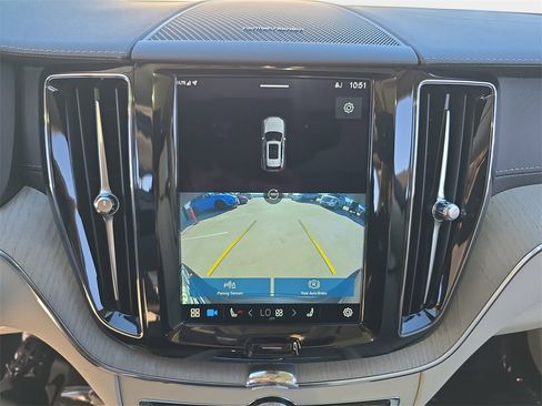 Used 2023 Volvo XC60 T8 Ultimate image 26